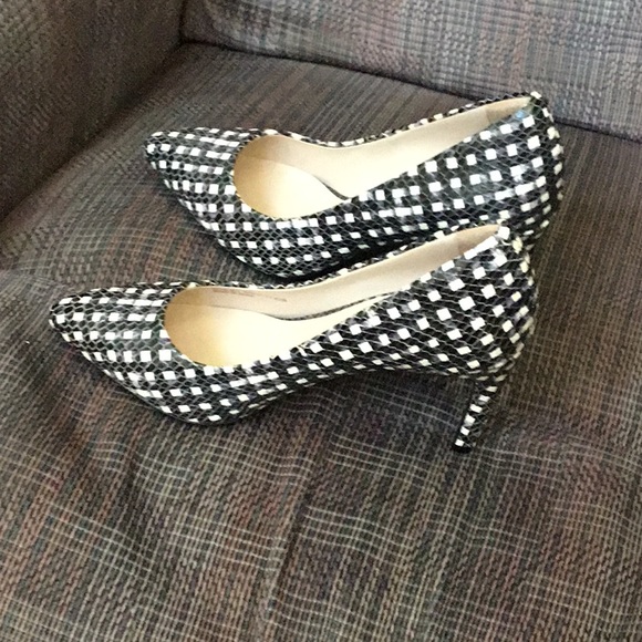 Cole Haan black white gingham print pumps - Picture 8 of 8